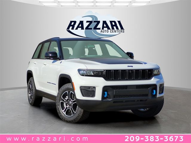 2023 Jeep Grand Cherokee 4xe Trailhawk