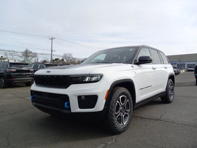 2023 Jeep Grand Cherokee 4xe Trailhawk