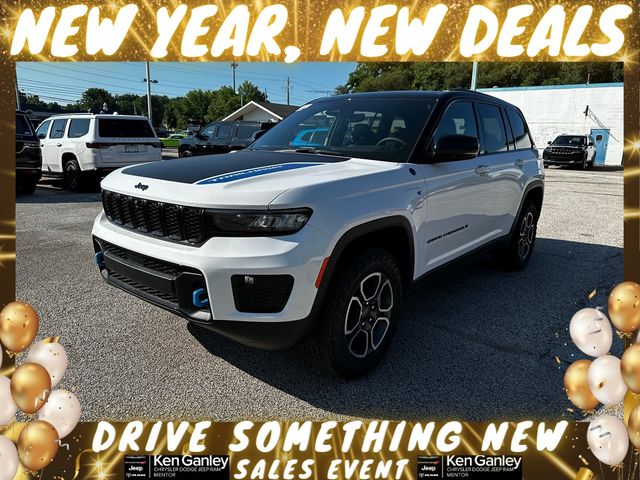 2023 Jeep Grand Cherokee 4xe Trailhawk