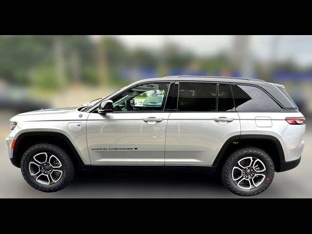 2023 Jeep Grand Cherokee 4xe Trailhawk