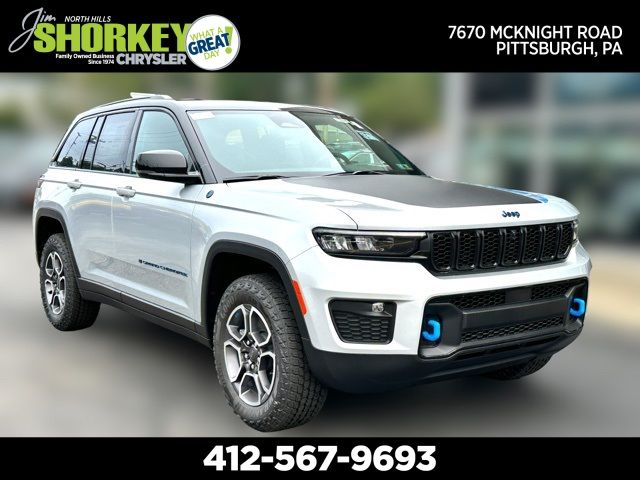 2023 Jeep Grand Cherokee 4xe Trailhawk