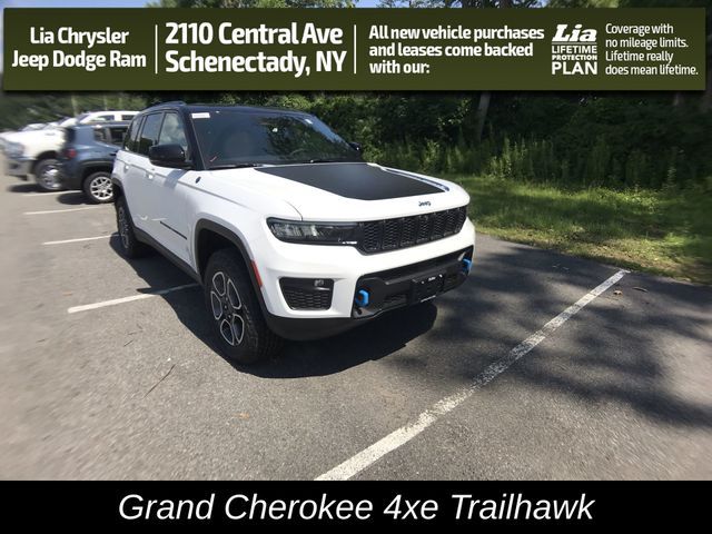 2023 Jeep Grand Cherokee 4xe Trailhawk