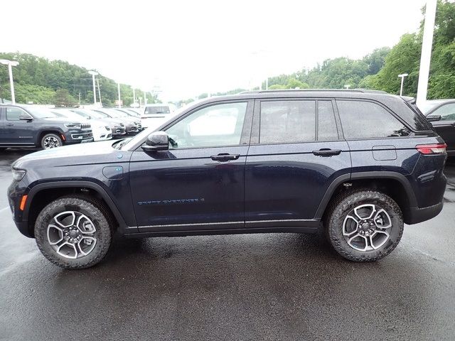 2023 Jeep Grand Cherokee 4xe Trailhawk