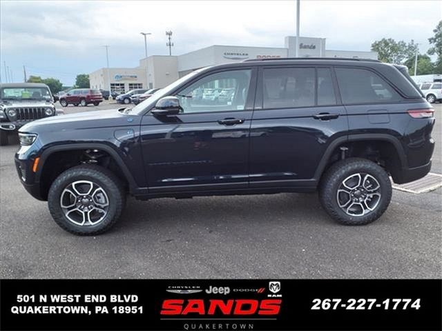 2023 Jeep Grand Cherokee 4xe Trailhawk