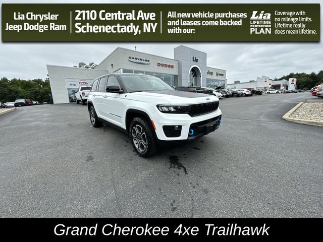 2023 Jeep Grand Cherokee 4xe Trailhawk