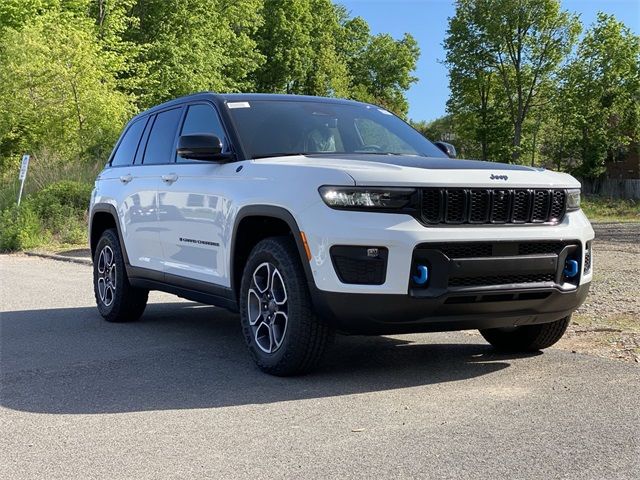 2023 Jeep Grand Cherokee 4xe Trailhawk