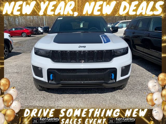 2023 Jeep Grand Cherokee 4xe Trailhawk