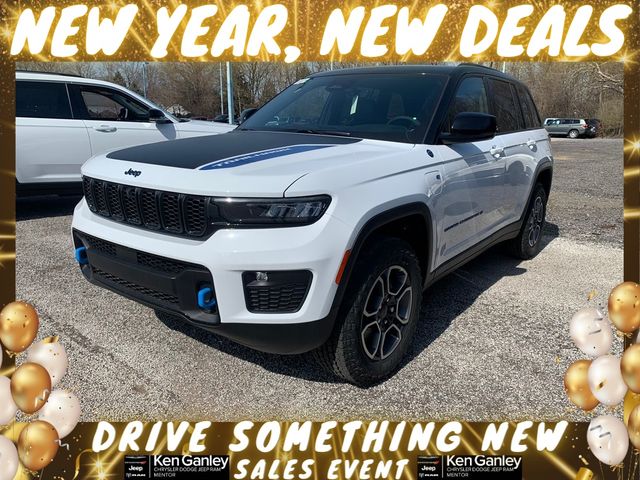 2023 Jeep Grand Cherokee 4xe Trailhawk