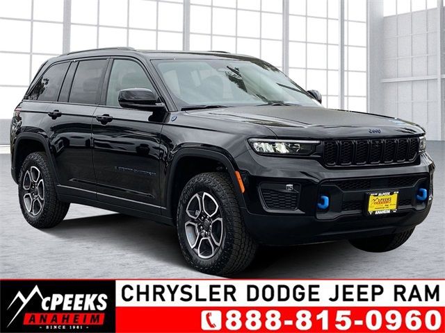 2023 Jeep Grand Cherokee 4xe Trailhawk