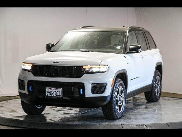 2023 Jeep Grand Cherokee 4xe Trailhawk