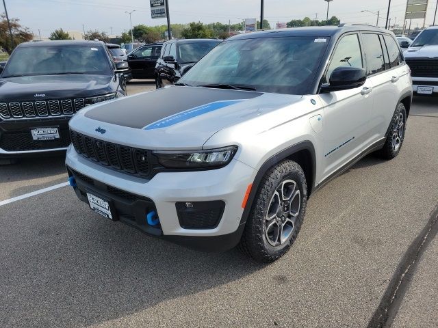 2023 Jeep Grand Cherokee 4xe Trailhawk