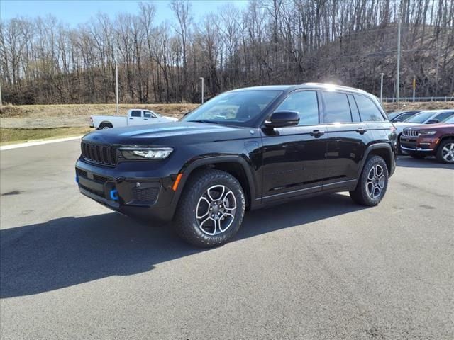 2023 Jeep Grand Cherokee 4xe Trailhawk