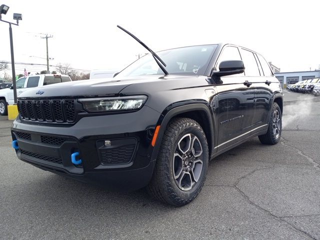 2023 Jeep Grand Cherokee 4xe Trailhawk