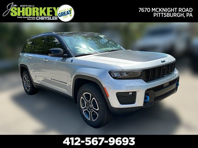 2023 Jeep Grand Cherokee 4xe Trailhawk