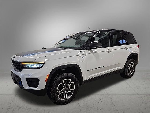 2023 Jeep Grand Cherokee 4xe Trailhawk