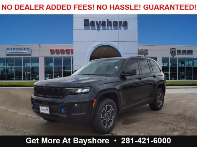 2023 Jeep Grand Cherokee 4xe Trailhawk