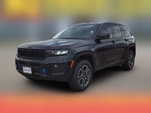 2023 Jeep Grand Cherokee 4xe Trailhawk