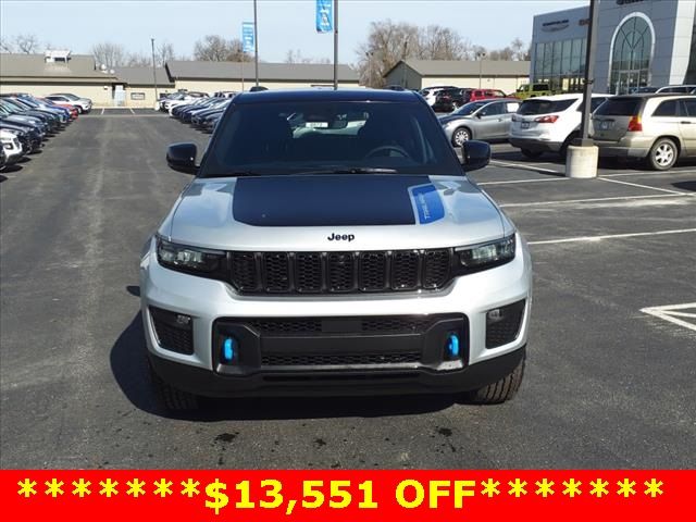 2023 Jeep Grand Cherokee 4xe Trailhawk