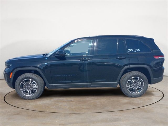 2023 Jeep Grand Cherokee 4xe Trailhawk