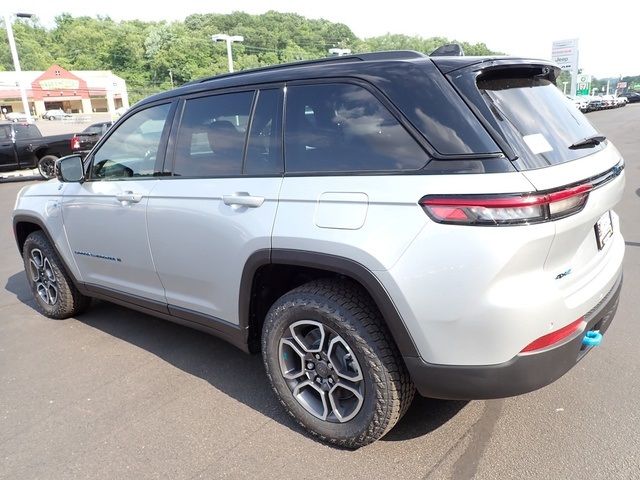 2023 Jeep Grand Cherokee 4xe Trailhawk