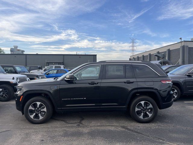 2023 Jeep Grand Cherokee 4xe Base