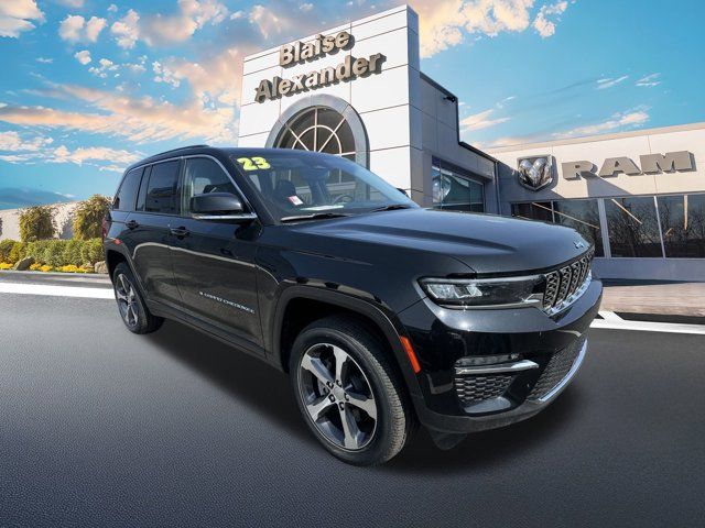 2023 Jeep Grand Cherokee 4xe Base