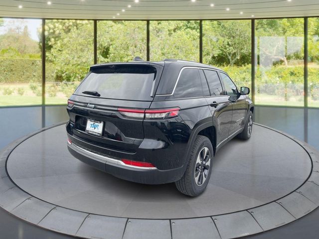 2023 Jeep Grand Cherokee 4xe Base