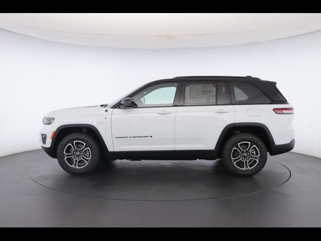 2023 Jeep Grand Cherokee 4xe Trailhawk