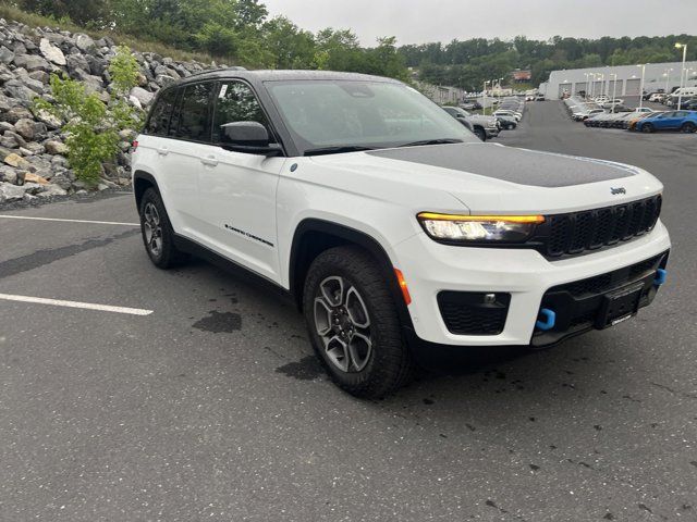 2023 Jeep Grand Cherokee 4xe Trailhawk