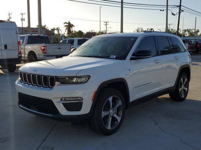 2023 Jeep Grand Cherokee 4xe Base