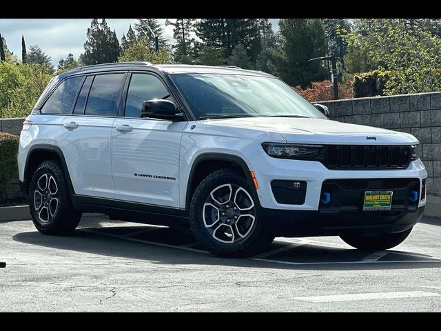 2023 Jeep Grand Cherokee 4xe Trailhawk