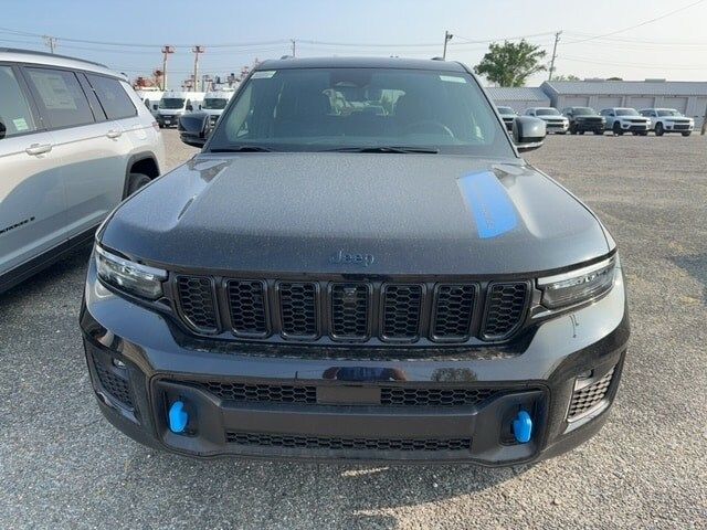 2023 Jeep Grand Cherokee 4xe Trailhawk