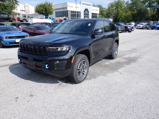 2023 Jeep Grand Cherokee 4xe Trailhawk