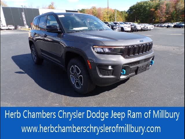 2023 Jeep Grand Cherokee 4xe Trailhawk