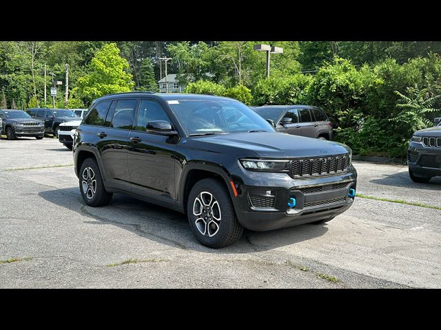 2023 Jeep Grand Cherokee 4xe Trailhawk