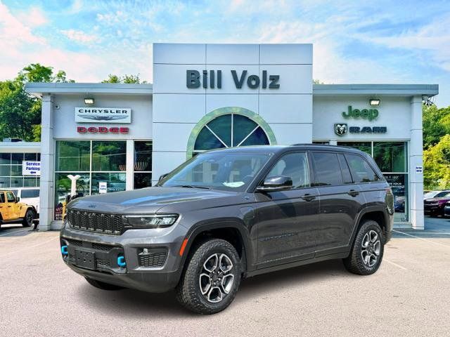 2023 Jeep Grand Cherokee 4xe Trailhawk