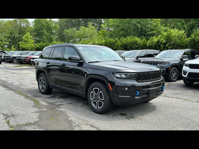 2023 Jeep Grand Cherokee 4xe Trailhawk