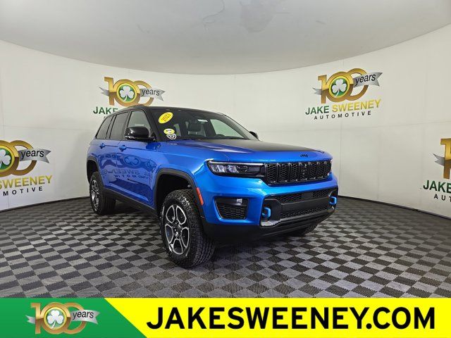 2023 Jeep Grand Cherokee 4xe Trailhawk