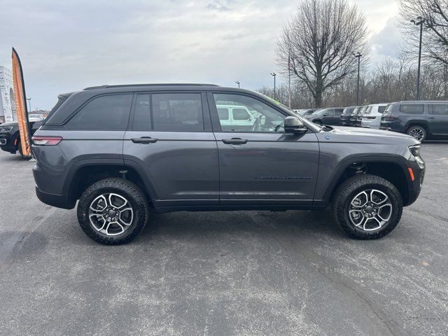 2023 Jeep Grand Cherokee 4xe Trailhawk