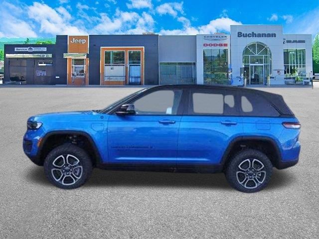 2023 Jeep Grand Cherokee 4xe Trailhawk