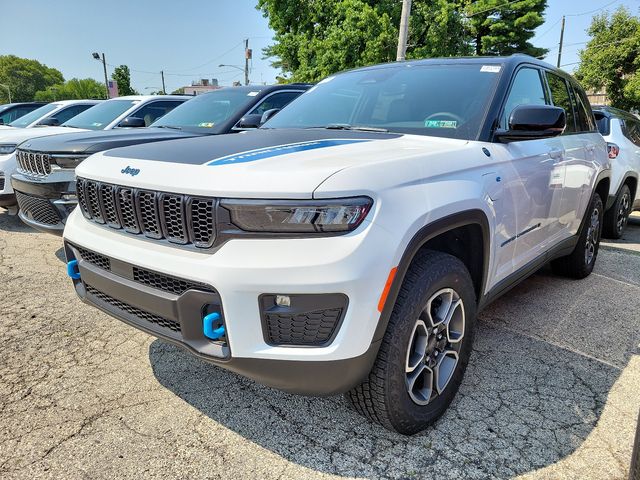 2023 Jeep Grand Cherokee 4xe Trailhawk