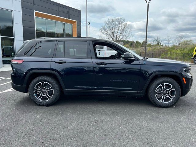 2023 Jeep Grand Cherokee 4xe Trailhawk