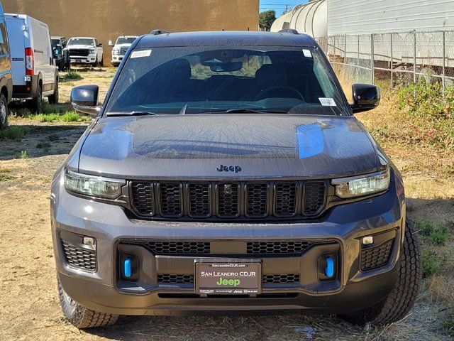 2023 Jeep Grand Cherokee 4xe Trailhawk