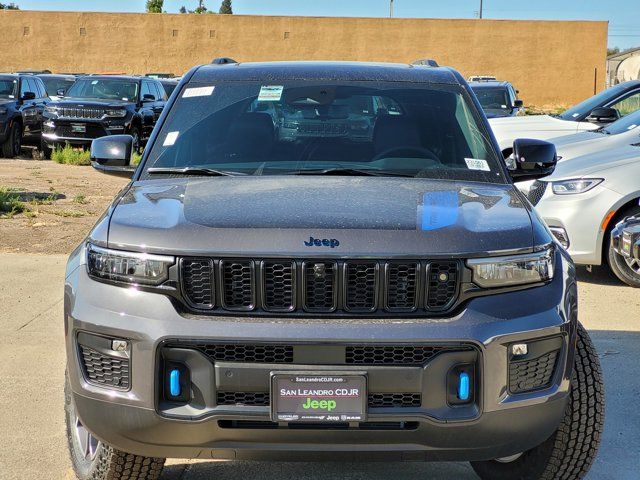 2023 Jeep Grand Cherokee 4xe Trailhawk