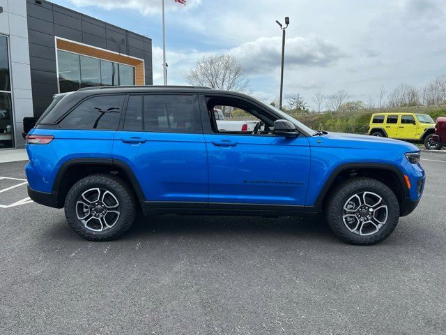 2023 Jeep Grand Cherokee 4xe Trailhawk