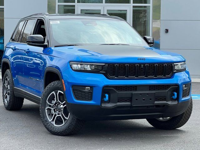 2023 Jeep Grand Cherokee 4xe Trailhawk