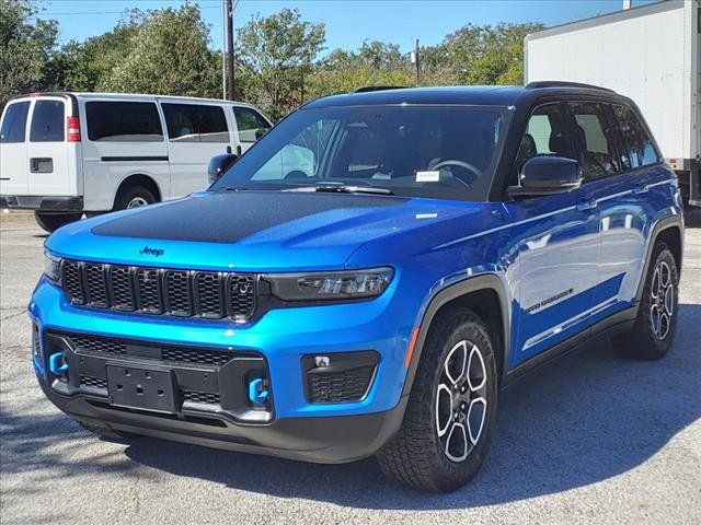 2023 Jeep Grand Cherokee 4xe Trailhawk