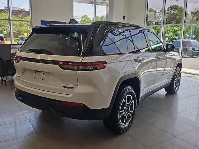 2023 Jeep Grand Cherokee 4xe Trailhawk