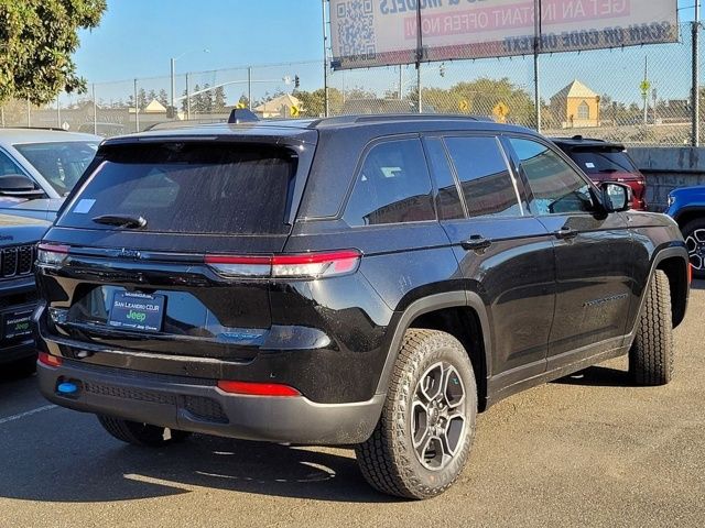 2023 Jeep Grand Cherokee 4xe Trailhawk
