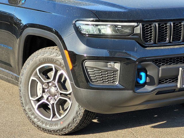 2023 Jeep Grand Cherokee 4xe Trailhawk